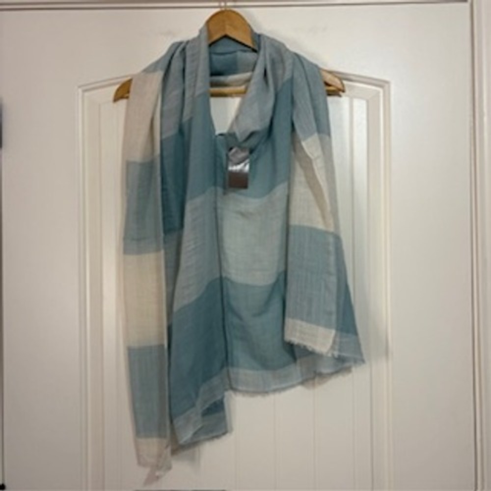J Jill Plaid Lightweight‎ Poncho Scarf Blue Cream Fringe Women's